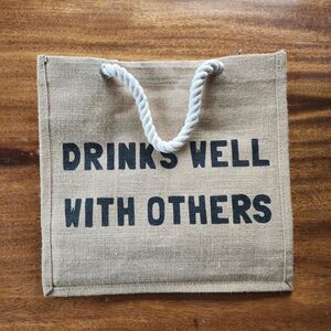 Drinks Well With Others Burlap Wine Tote Bag 6 Bottle Carrier Rope Handles Gift